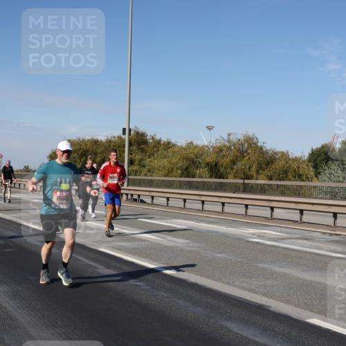 03.10.2025 - Köhlbrandbrückenlauf Julia Fischer http://msf.ph/oto/9011061 03.10.2025 12:58:01 Position 3  meine-sportfotos.de