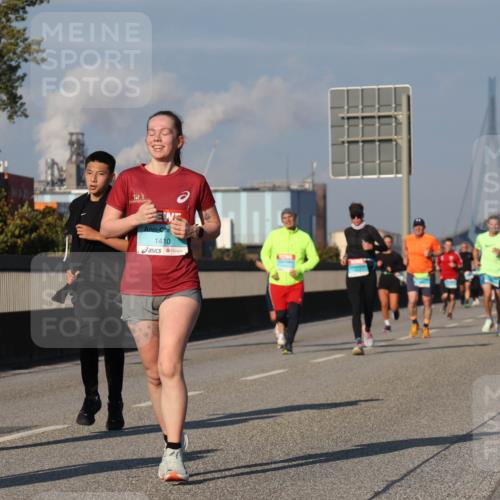 03.10.2025 - Köhlbrandbrückenlauf Luisa Fischer http://msf.ph/oto/9011075 03.10.2025 10:53:21 Position 3 1673, 1410 meine-sportfotos.de