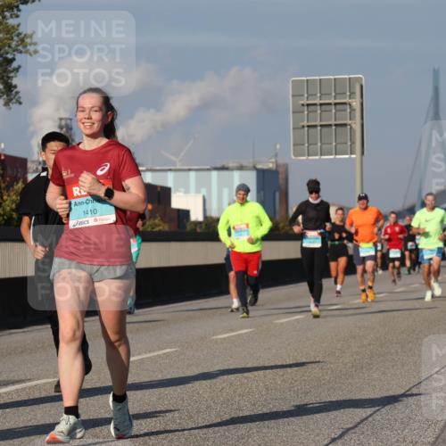 03.10.2025 - Köhlbrandbrückenlauf Luisa Fischer http://msf.ph/oto/9011079 03.10.2025 10:53:22 Position 3 1673, 1410 meine-sportfotos.de