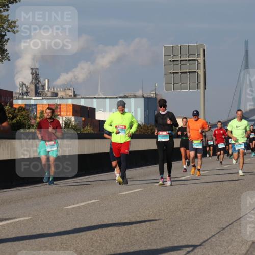 03.10.2025 - Köhlbrandbrückenlauf Luisa Fischer http://msf.ph/oto/9011091 03.10.2025 10:53:23 Position 3  meine-sportfotos.de