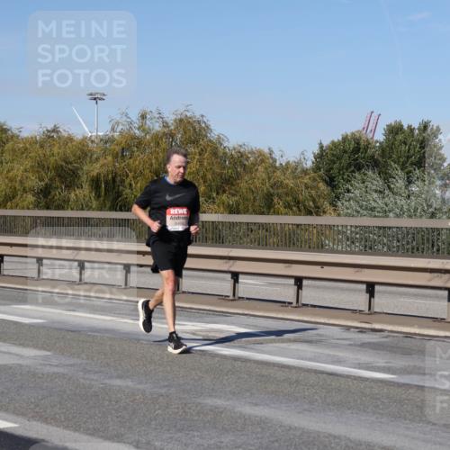 03.10.2025 - Köhlbrandbrückenlauf Julia Fischer http://msf.ph/oto/9011123 03.10.2025 12:58:14 Position 3 6466 meine-sportfotos.de
