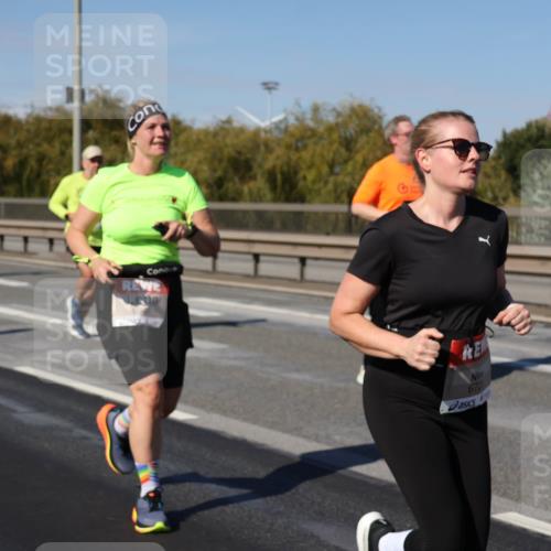 03.10.2025 - Köhlbrandbrückenlauf Julia Fischer http://msf.ph/oto/9011138 03.10.2025 12:58:19 Position 3 672 meine-sportfotos.de