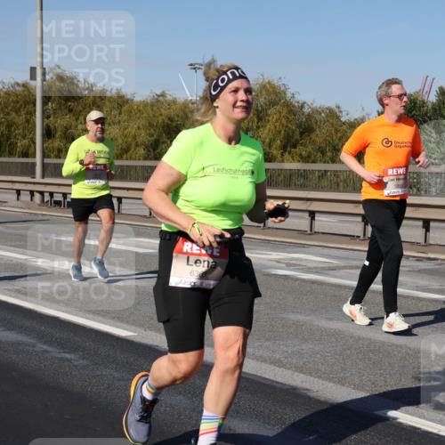 03.10.2025 - Köhlbrandbrückenlauf Julia Fischer http://msf.ph/oto/9011140 03.10.2025 12:58:20 Position 3 6363, 5852 meine-sportfotos.de