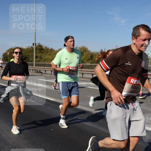 03.10.2025 - Köhlbrandbrückenlauf Julia Fischer http://msf.ph/oto/9011169 03.10.2025 12:58:25 Position 3 4223 meine-sportfotos.de
