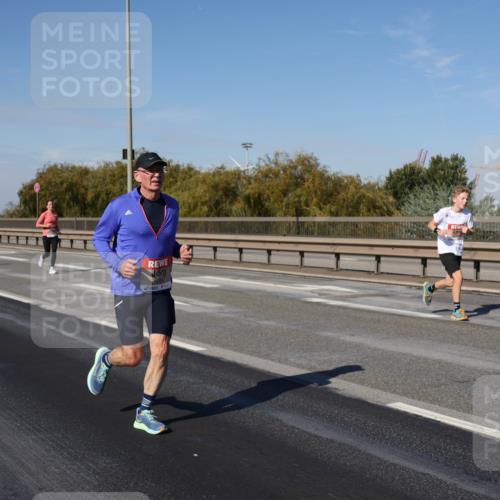 03.10.2025 - Köhlbrandbrückenlauf Julia Fischer http://msf.ph/oto/9011199 03.10.2025 12:58:33 Position 3 6604 meine-sportfotos.de
