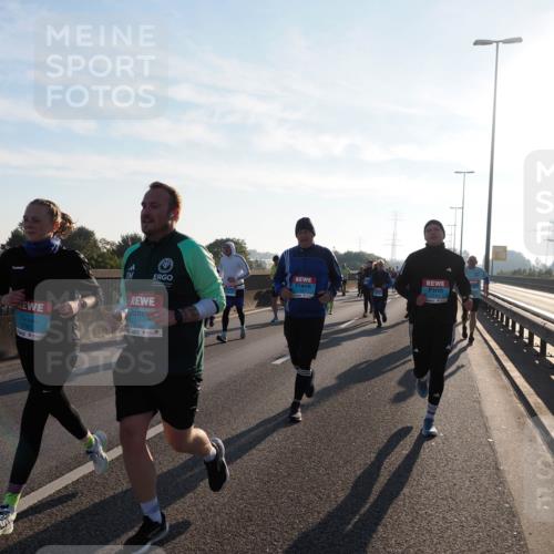 03.10.2025 - Köhlbrandbrückenlauf Fabian Wolf http://msf.ph/oto/9011245 03.10.2025 09:22:14 Position 3 3765, 1827 meine-sportfotos.de