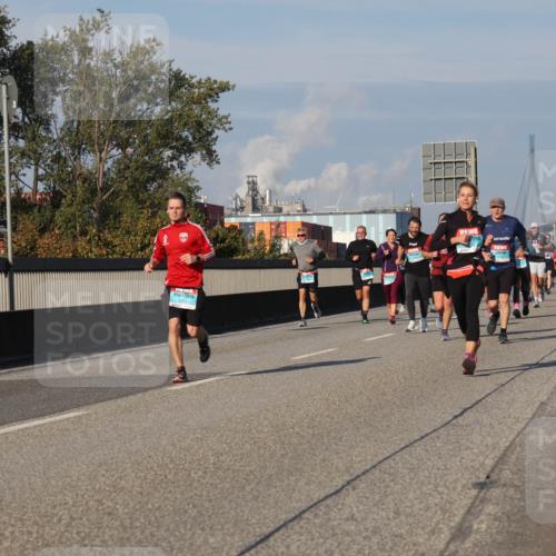 03.10.2025 - Köhlbrandbrückenlauf Luisa Fischer http://msf.ph/oto/9011254 03.10.2025 10:53:37 Position 3  meine-sportfotos.de