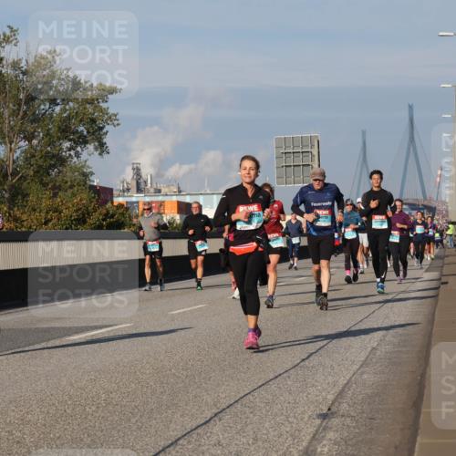 03.10.2025 - Köhlbrandbrückenlauf Luisa Fischer http://msf.ph/oto/9011268 03.10.2025 10:53:39 Position 3 3569 meine-sportfotos.de