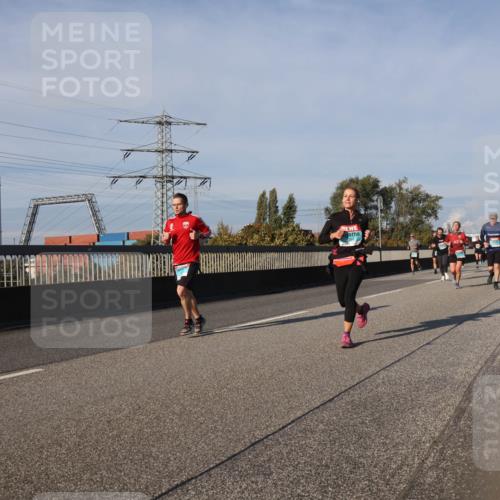 03.10.2025 - Köhlbrandbrückenlauf Luisa Fischer http://msf.ph/oto/9011297 03.10.2025 10:53:42 Position 3  meine-sportfotos.de