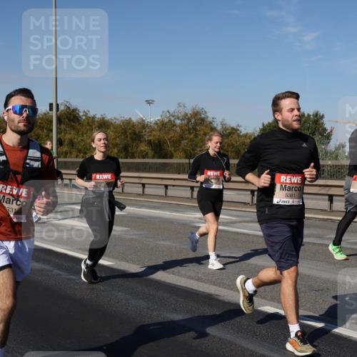 03.10.2025 - Köhlbrandbrückenlauf Julia Fischer http://msf.ph/oto/9011306 03.10.2025 12:58:58 Position 3 331, 5381, 4235 meine-sportfotos.de