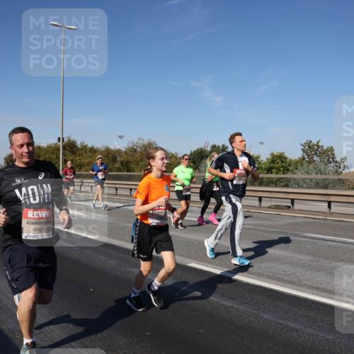 03.10.2025 - Köhlbrandbrückenlauf Julia Fischer http://msf.ph/oto/9011325 03.10.2025 12:59:02 Position 3 4406 meine-sportfotos.de