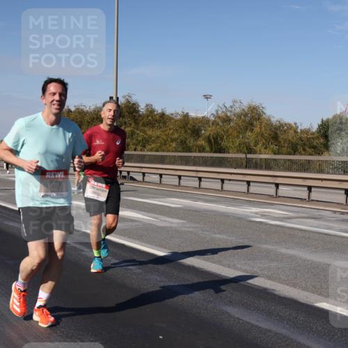 03.10.2025 - Köhlbrandbrückenlauf Julia Fischer http://msf.ph/oto/9011339 03.10.2025 12:59:06 Position 3 6370, 5802 meine-sportfotos.de