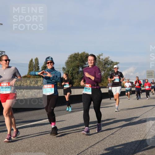 03.10.2025 - Köhlbrandbrückenlauf Luisa Fischer http://msf.ph/oto/9011367 03.10.2025 10:53:48 Position 3 2731, 3778 meine-sportfotos.de