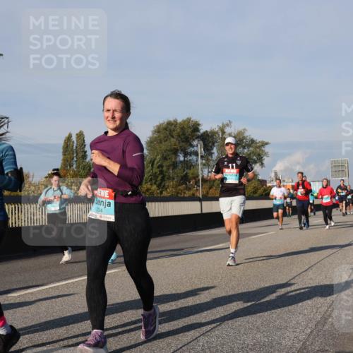 03.10.2025 - Köhlbrandbrückenlauf Luisa Fischer http://msf.ph/oto/9011374 03.10.2025 10:53:49 Position 3 3778, 34 meine-sportfotos.de