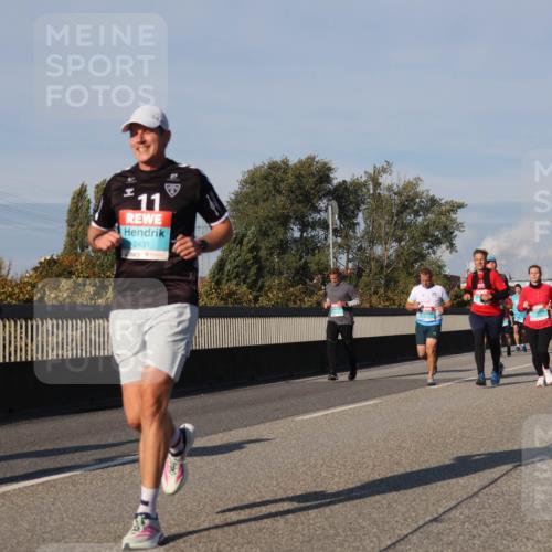 03.10.2025 - Köhlbrandbrückenlauf Luisa Fischer http://msf.ph/oto/9011388 03.10.2025 10:53:50 Position 3 11, 2431 meine-sportfotos.de