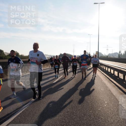 03.10.2025 - Köhlbrandbrückenlauf Fabian Wolf http://msf.ph/oto/9011484 03.10.2025 09:22:25 Position 3 3161, 24 meine-sportfotos.de