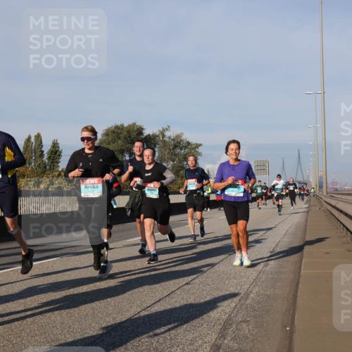 03.10.2025 - Köhlbrandbrückenlauf Luisa Fischer http://msf.ph/oto/9011493 03.10.2025 10:54:00 Position 3 1238 meine-sportfotos.de