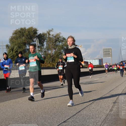 03.10.2025 - Köhlbrandbrückenlauf Luisa Fischer http://msf.ph/oto/9011580 03.10.2025 10:54:08 Position 3 1699, 1407 meine-sportfotos.de
