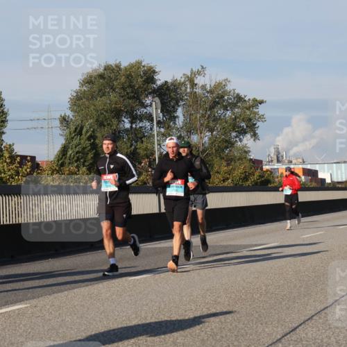 03.10.2025 - Köhlbrandbrückenlauf Luisa Fischer http://msf.ph/oto/9011600 03.10.2025 10:54:10 Position 3 3119 meine-sportfotos.de