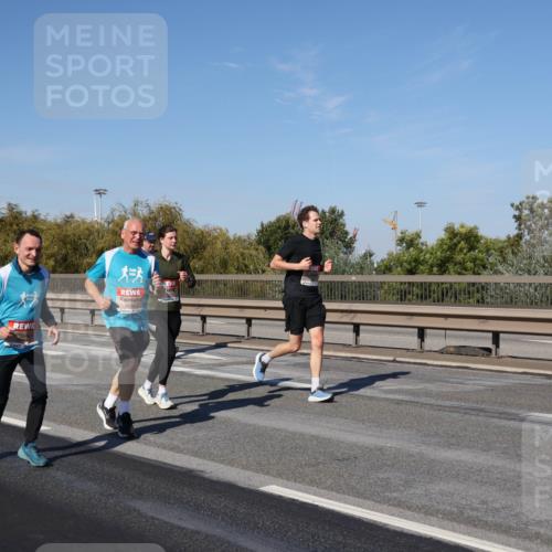 03.10.2025 - Köhlbrandbrückenlauf Julia Fischer http://msf.ph/oto/9011608 03.10.2025 13:00:11 Position 3  meine-sportfotos.de