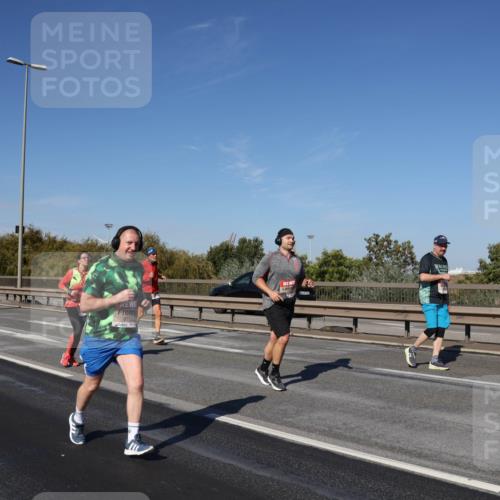 03.10.2025 - Köhlbrandbrückenlauf Julia Fischer http://msf.ph/oto/9011632 03.10.2025 13:00:16 Position 3 6316 meine-sportfotos.de