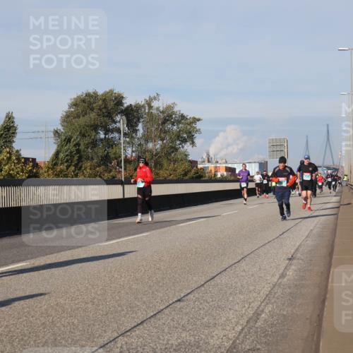 03.10.2025 - Köhlbrandbrückenlauf Luisa Fischer http://msf.ph/oto/9011642 03.10.2025 10:54:13 Position 3  meine-sportfotos.de