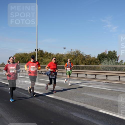 03.10.2025 - Köhlbrandbrückenlauf Julia Fischer http://msf.ph/oto/9011659 03.10.2025 13:00:22 Position 3  meine-sportfotos.de