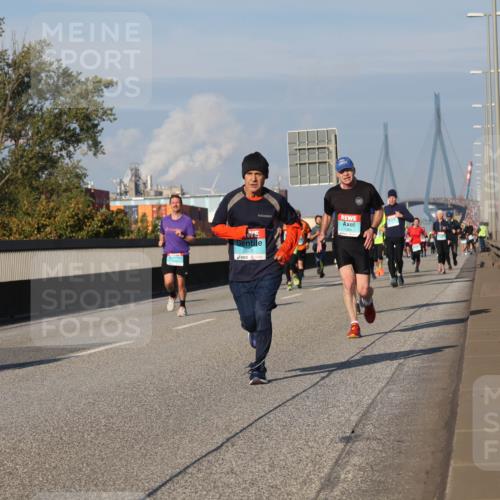 03.10.2025 - Köhlbrandbrückenlauf Luisa Fischer http://msf.ph/oto/9011660 03.10.2025 10:54:15 Position 3 2805 meine-sportfotos.de