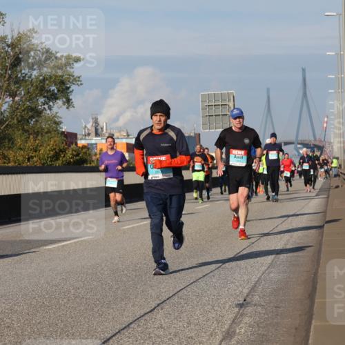 03.10.2025 - Köhlbrandbrückenlauf Luisa Fischer http://msf.ph/oto/9011663 03.10.2025 10:54:15 Position 3 280, 1369 meine-sportfotos.de