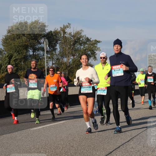 03.10.2025 - Köhlbrandbrückenlauf Luisa Fischer http://msf.ph/oto/9011757 03.10.2025 10:54:24 Position 3 1163, 1478, 1430, 1203, 2942, 1257 meine-sportfotos.de