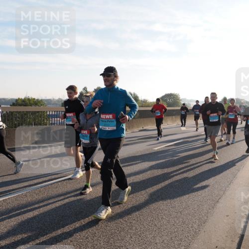 03.10.2025 - Köhlbrandbrückenlauf Fabian Wolf http://msf.ph/oto/9011783 03.10.2025 09:22:40 Position 3 2111 meine-sportfotos.de