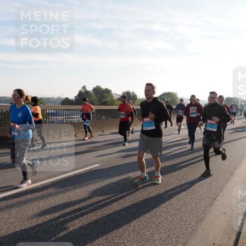 03.10.2025 - Köhlbrandbrückenlauf Fabian Wolf http://msf.ph/oto/9011811 03.10.2025 09:22:41 Position 3 2577 meine-sportfotos.de