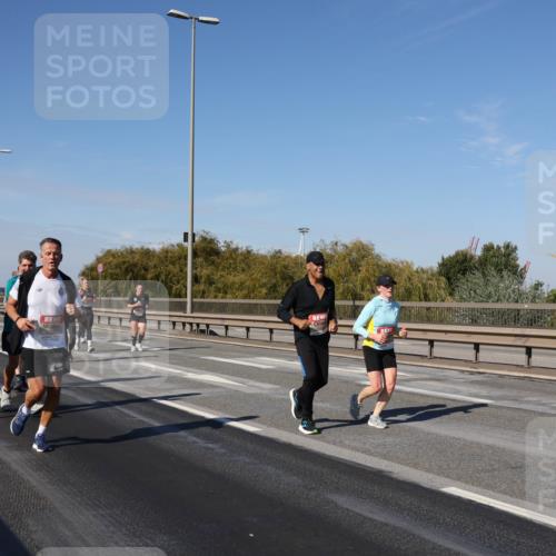 03.10.2025 - Köhlbrandbrückenlauf Julia Fischer http://msf.ph/oto/9011830 03.10.2025 13:00:54 Position 3  meine-sportfotos.de