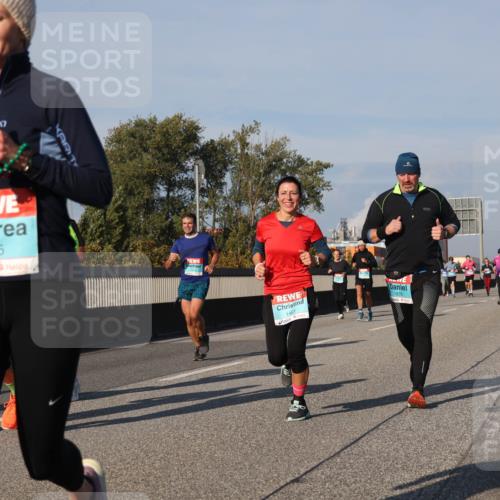 03.10.2025 - Köhlbrandbrückenlauf Luisa Fischer http://msf.ph/oto/9011831 03.10.2025 10:54:31 Position 3 1555, 1461 meine-sportfotos.de