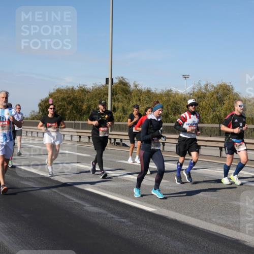03.10.2025 - Köhlbrandbrückenlauf Julia Fischer http://msf.ph/oto/9011895 03.10.2025 13:01:08 Position 3 10 meine-sportfotos.de