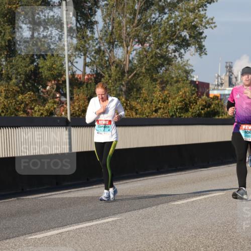 03.10.2025 - Köhlbrandbrückenlauf Luisa Fischer http://msf.ph/oto/9011910 03.10.2025 10:54:39 Position 3 174, 1188 meine-sportfotos.de