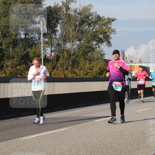 03.10.2025 - Köhlbrandbrückenlauf Luisa Fischer http://msf.ph/oto/9011918 03.10.2025 10:54:39 Position 3  meine-sportfotos.de