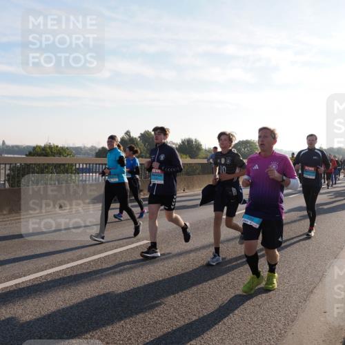 03.10.2025 - Köhlbrandbrückenlauf Fabian Wolf http://msf.ph/oto/9011962 03.10.2025 09:22:48 Position 3 3562, 3147 meine-sportfotos.de