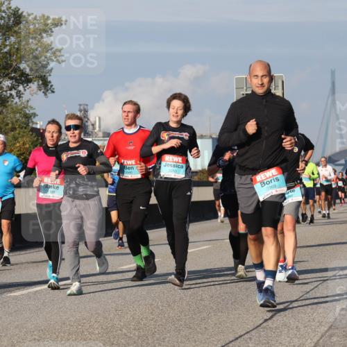 03.10.2025 - Köhlbrandbrückenlauf Luisa Fischer http://msf.ph/oto/9011986 03.10.2025 10:54:45 Position 3 1670, 355, 2560, 3010, 3369, 6493 meine-sportfotos.de