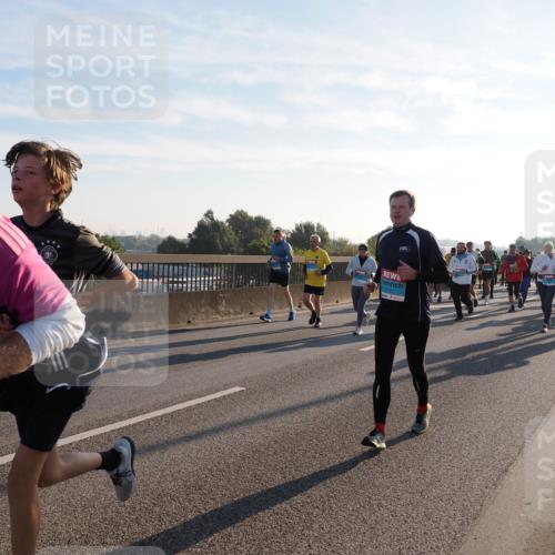 03.10.2025 - Köhlbrandbrückenlauf Fabian Wolf http://msf.ph/oto/9011997 03.10.2025 09:22:49 Position 3 3147 meine-sportfotos.de