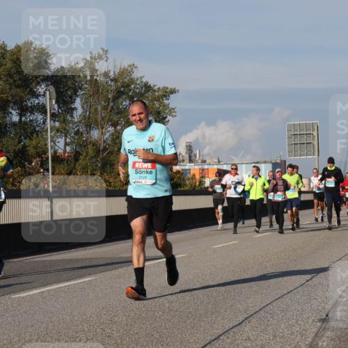 03.10.2025 - Köhlbrandbrückenlauf Luisa Fischer http://msf.ph/oto/9012046 03.10.2025 10:54:51 Position 3 3128 meine-sportfotos.de