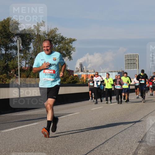03.10.2025 - Köhlbrandbrückenlauf Luisa Fischer http://msf.ph/oto/9012049 03.10.2025 10:54:51 Position 3 3128 meine-sportfotos.de