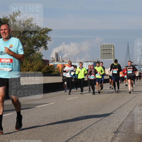 03.10.2025 - Köhlbrandbrückenlauf Luisa Fischer http://msf.ph/oto/9012054 03.10.2025 10:54:51 Position 3 3128 meine-sportfotos.de