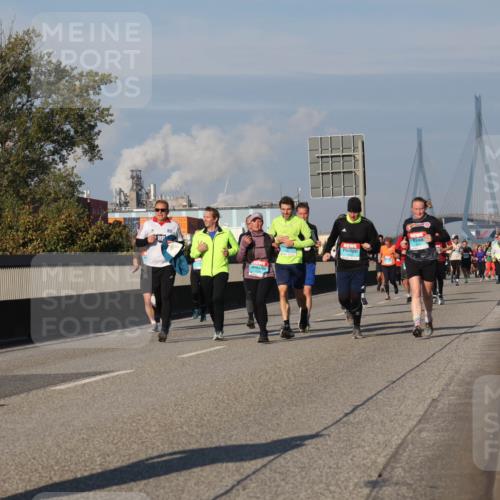 03.10.2025 - Köhlbrandbrückenlauf Luisa Fischer http://msf.ph/oto/9012061 03.10.2025 10:54:52 Position 3  meine-sportfotos.de