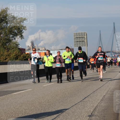 03.10.2025 - Köhlbrandbrückenlauf Luisa Fischer http://msf.ph/oto/9012066 03.10.2025 10:54:52 Position 3  meine-sportfotos.de