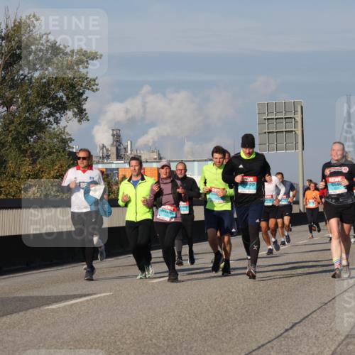 03.10.2025 - Köhlbrandbrückenlauf Luisa Fischer http://msf.ph/oto/9012072 03.10.2025 10:54:53 Position 3  meine-sportfotos.de