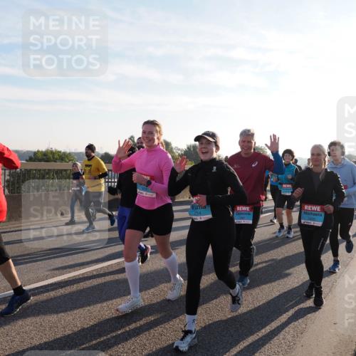 03.10.2025 - Köhlbrandbrückenlauf Fabian Wolf http://msf.ph/oto/9012096 03.10.2025 09:22:55 Position 3 197, 1977, 2, 14, 1687, 2435 meine-sportfotos.de