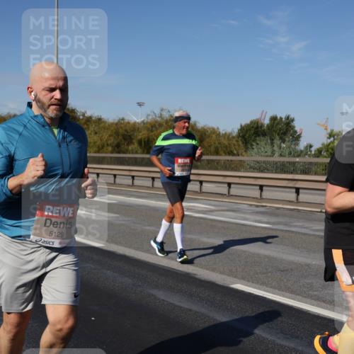 03.10.2025 - Köhlbrandbrückenlauf Julia Fischer http://msf.ph/oto/9012122 03.10.2025 13:01:47 Position 3 5129, 6435 meine-sportfotos.de
