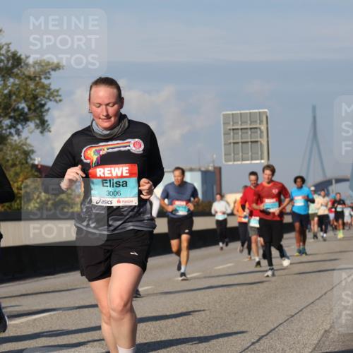 03.10.2025 - Köhlbrandbrückenlauf Luisa Fischer http://msf.ph/oto/9012124 03.10.2025 10:54:58 Position 3 1601, 3006 meine-sportfotos.de