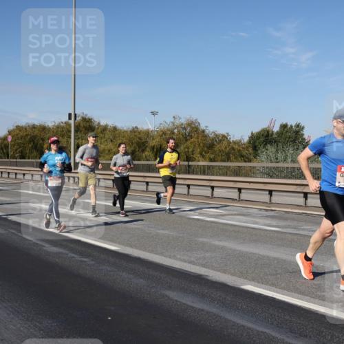 03.10.2025 - Köhlbrandbrückenlauf Julia Fischer http://msf.ph/oto/9012133 03.10.2025 13:01:51 Position 3  meine-sportfotos.de